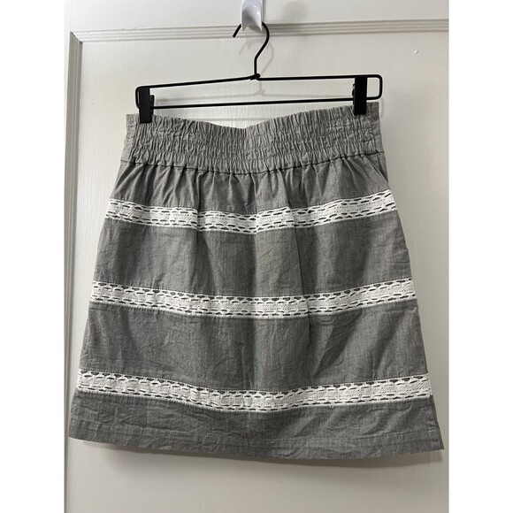 Banana Republic Grey Pull On Skirt with White Lace Stripes Pockets Women's 4 - Picture 2 of 10